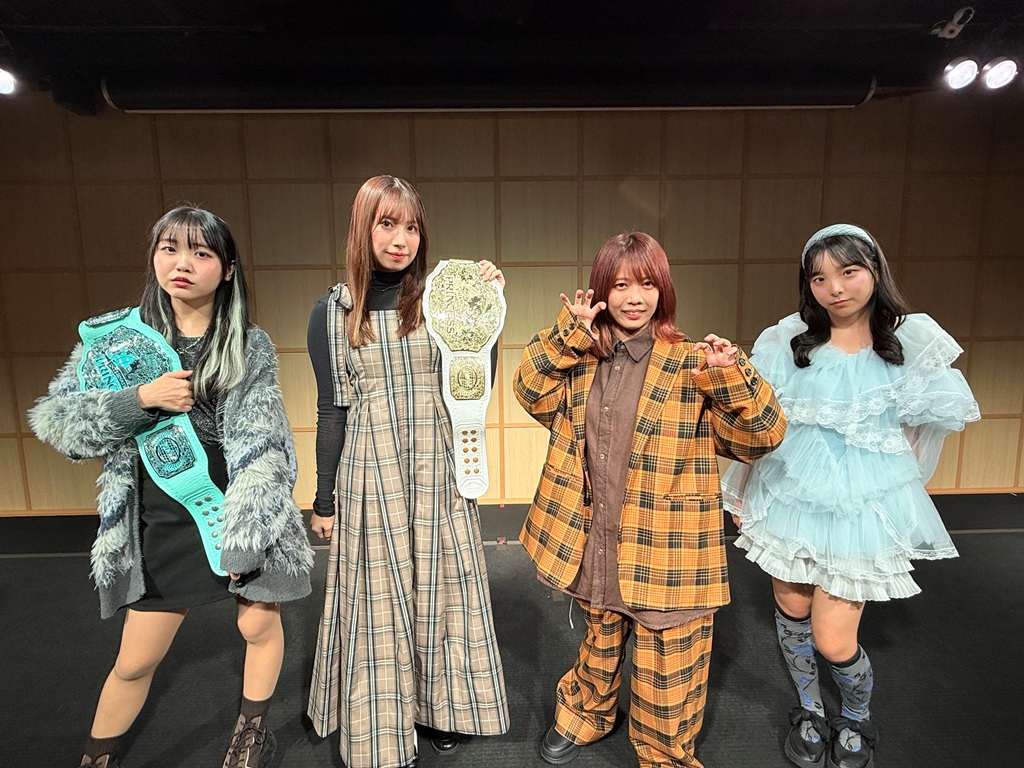 【記者会見】11・8後楽園ホールに向けてプリプリ＆インター調印式！　荒井と中島、お互い勝てる可能性で張り合うも200％？　1000％？　1億％？　その上は？　Zipper専属モデルオーディション参加の汐珠はインター王座のベルトカラーに合わせたコーデも反省！　